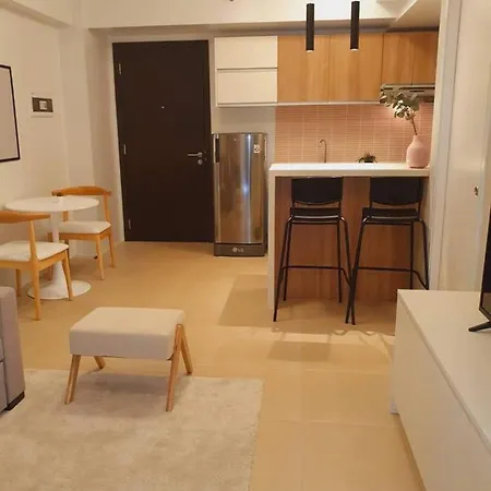 Kasa Bae Apartment Tagaytay City Exterior photo